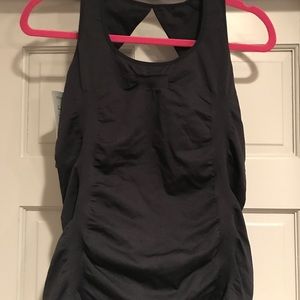 Black workout top